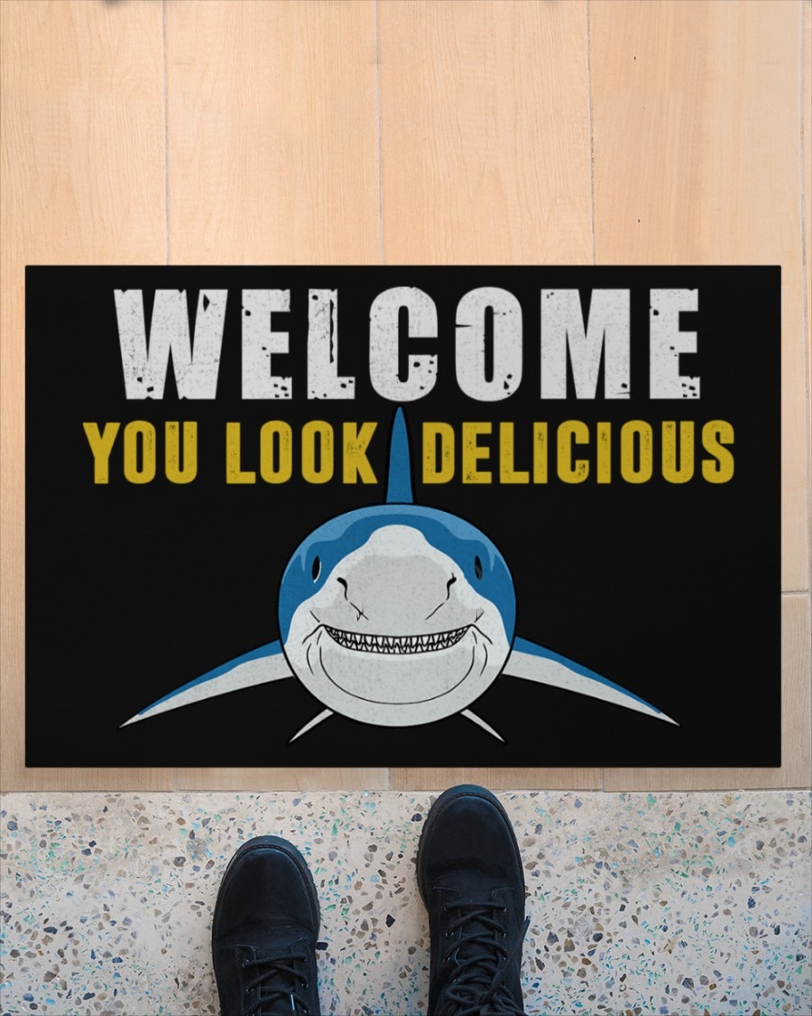 Welcome you look delicious shark doormat2