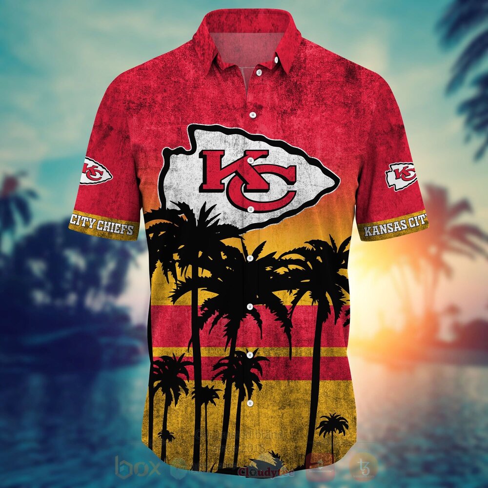 NFL Kansas City Chiefs Hawaiian Shirt Short 1 2