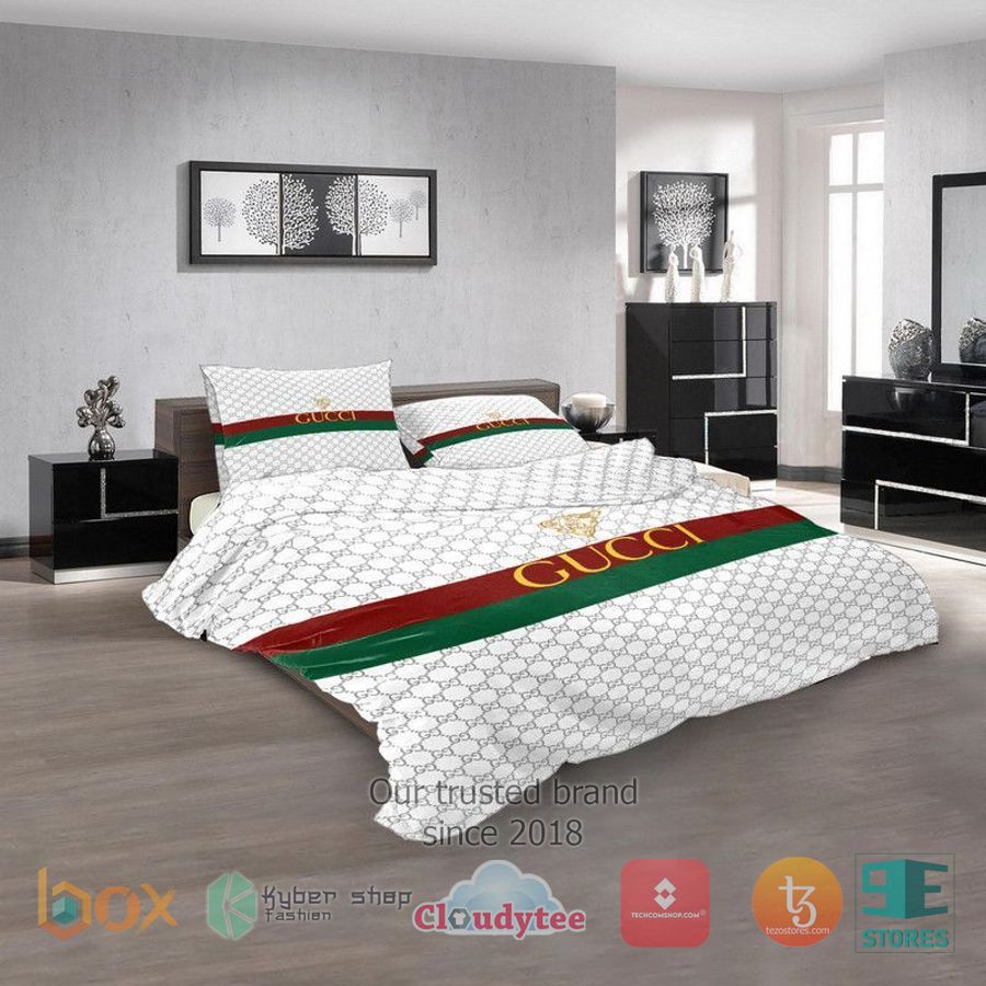 gucci luxury brand white pattern bedding set 1 49594