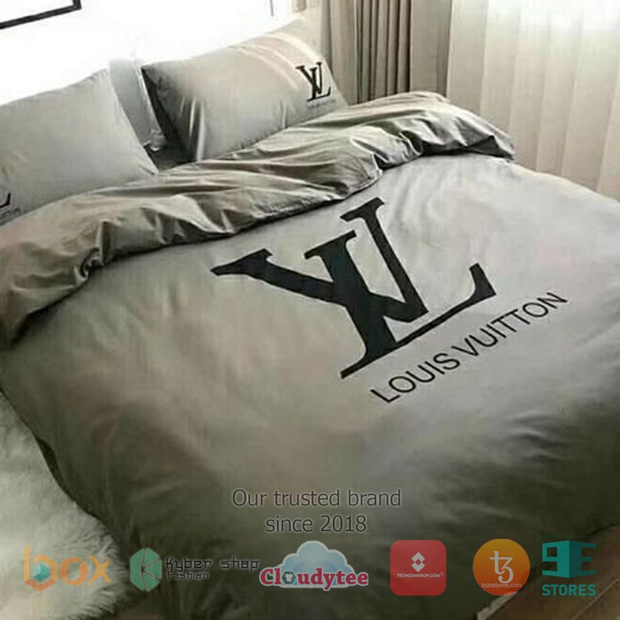 louis vuitton luxury french fashion gray bedding set 1 23589