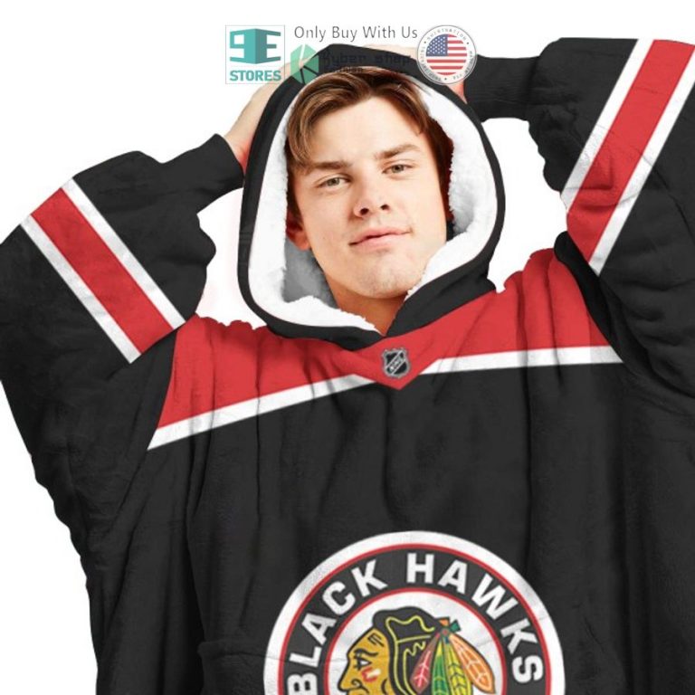 personalized nhl chicago blackhawks black red sherpa hooded blanket 3 59640