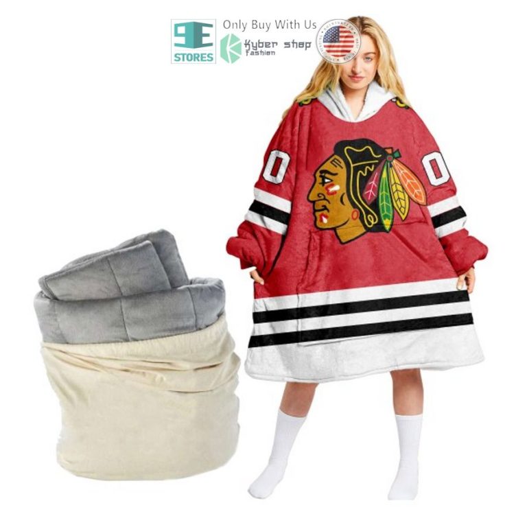 personalized nhl chicago blackhawks logo red sherpa hooded blanket 1 14696