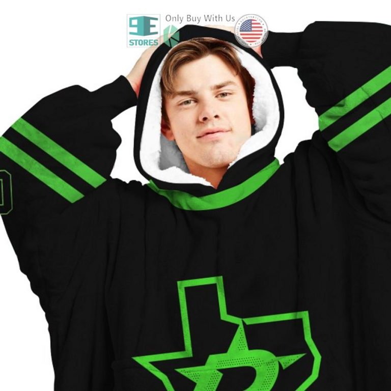 personalized nhl dallas stars logo green black sherpa hooded blanket 3 79624