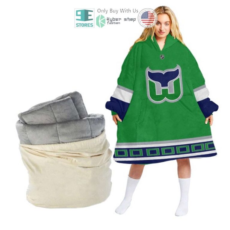 personalized nhl hartford whalers green sherpa hooded blanket 1 19935