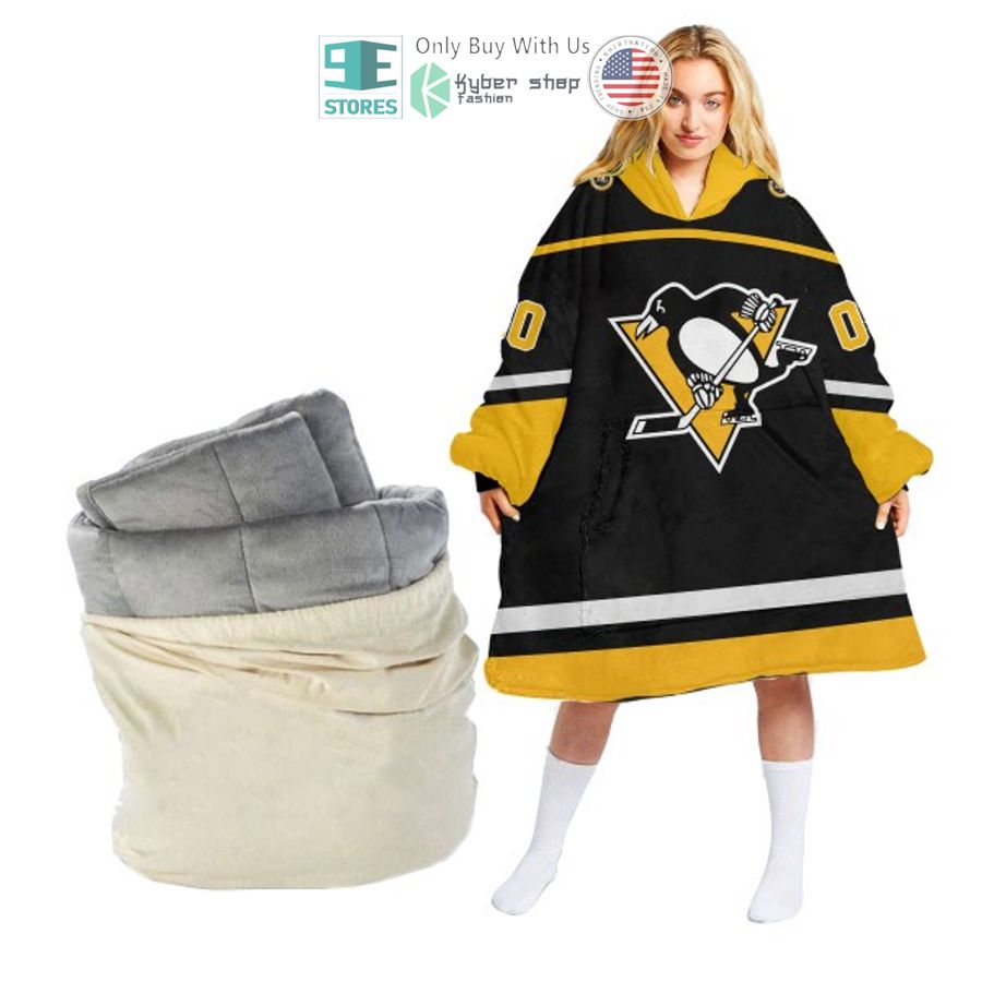 personalized nhl pittsburgh penguins logo black yellow sherpa hooded blanket 1 15162
