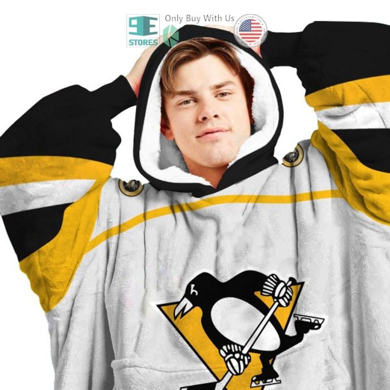 personalized nhl pittsburgh penguins white yellow sherpa hooded blanket 3 63481