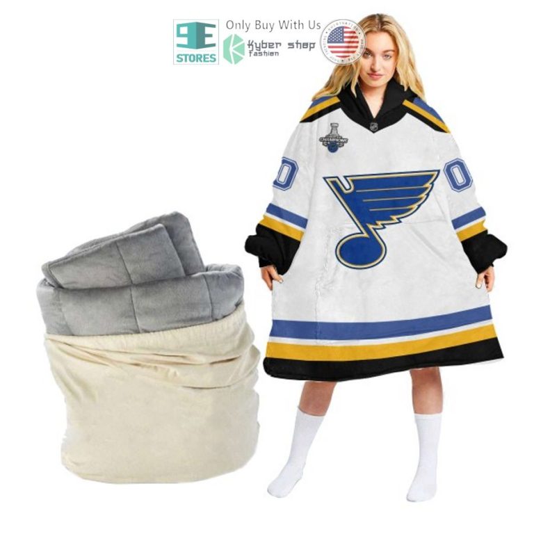 personalized nhl st louis blues logo white sherpa hooded blanket 1 74064