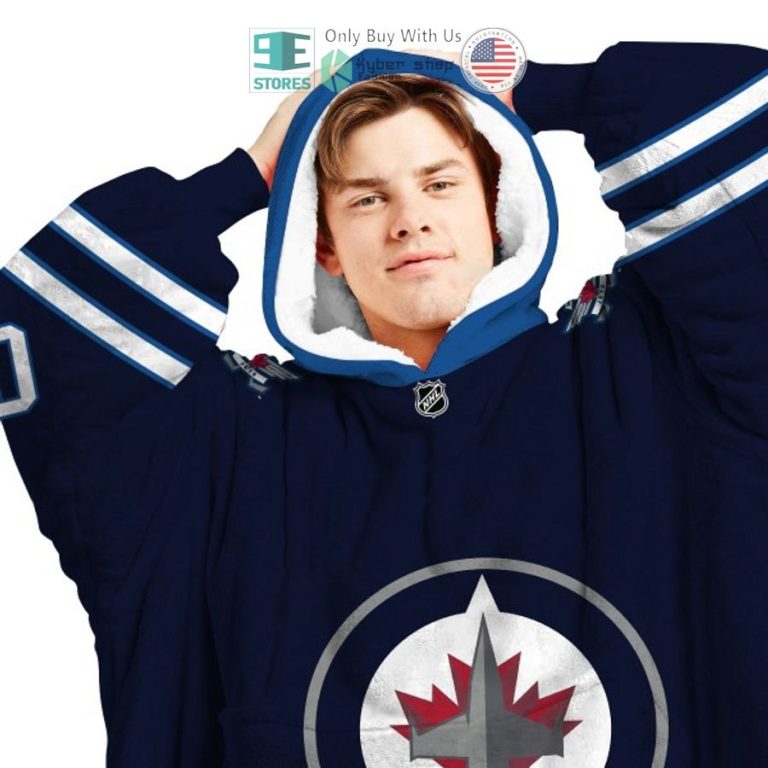 personalized nhl winnipeg jets logo sherpa hooded blanket 3 49438