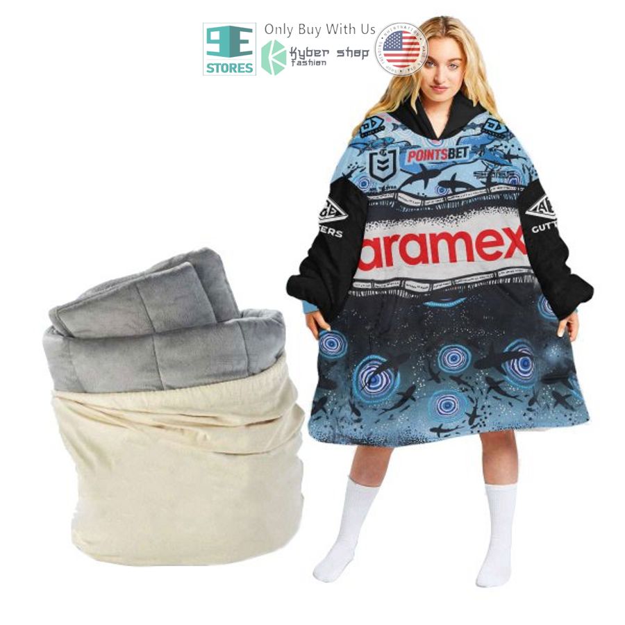personalized nrl cronulla sutherland sharks aramex sherpa hooded blanket 1 58801