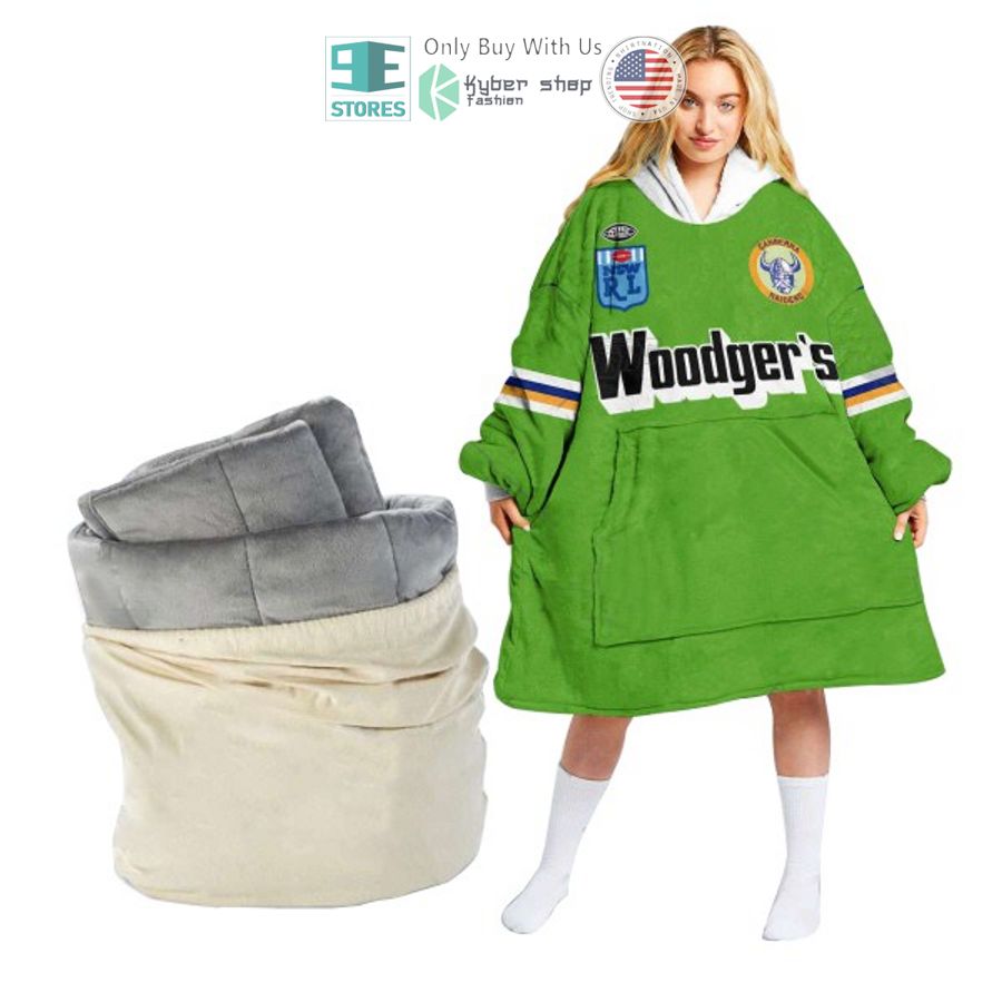 personalized woodgers canberra raiders sherpa hooded blanket 1 52481