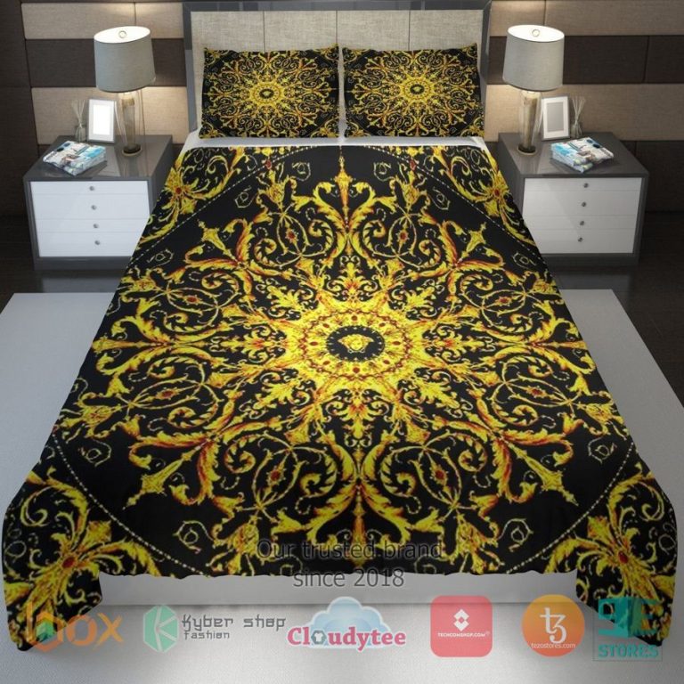 versace pattern yellow black bedding set 1 18871