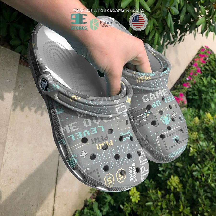 game grey pattern crocs crocband shoes 2 27385