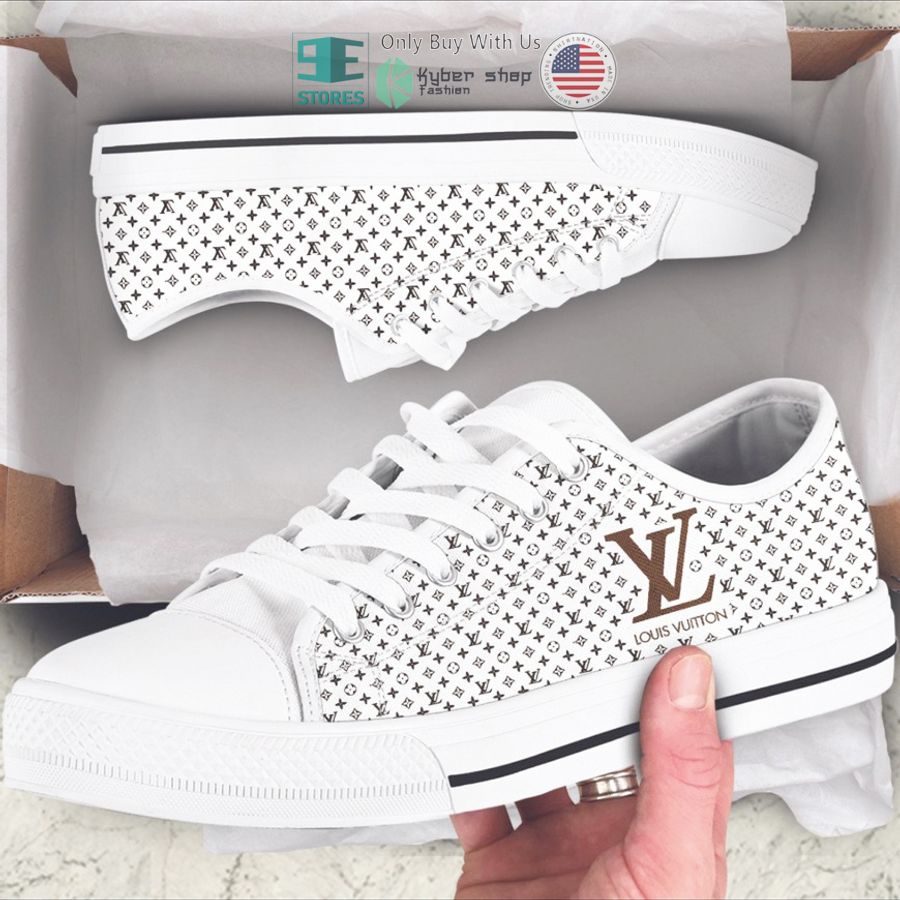 louis vuitton luxury brand logo white pattern canvas low top shoes 1 70580