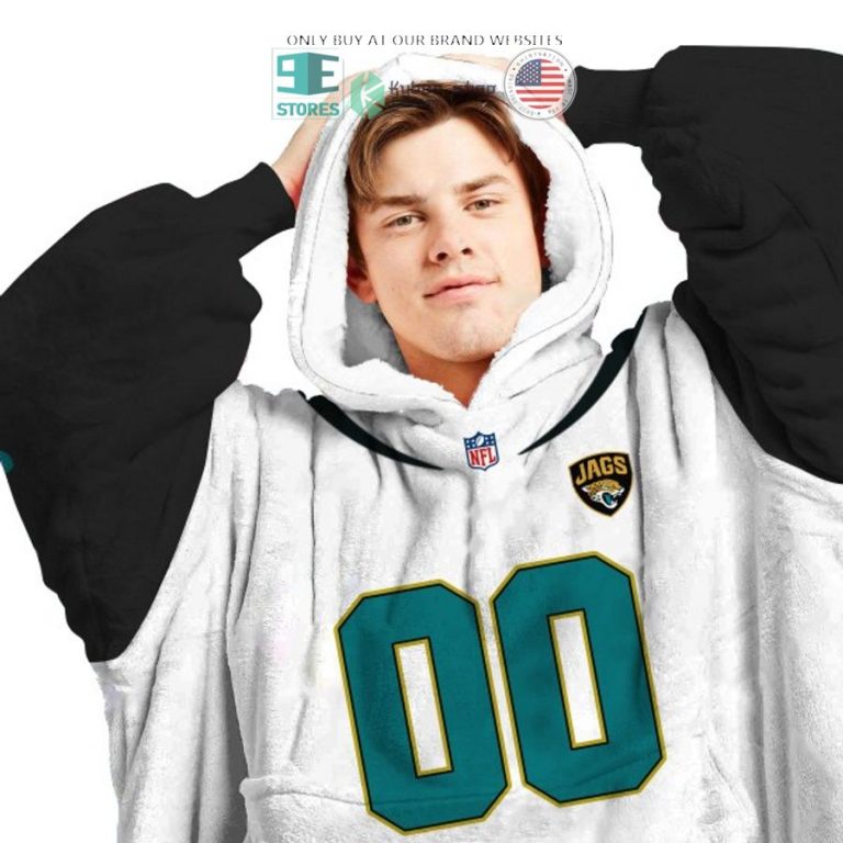 personalized jacksonville jaguars white black sherpa hoodie blanket 3 939