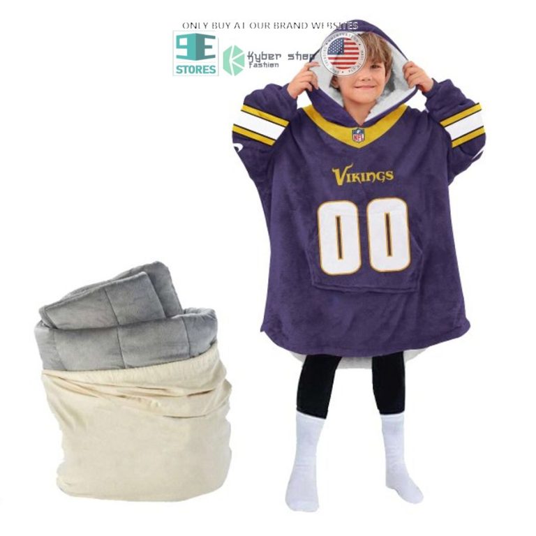 personalized minnesota vikings violet sherpa hoodie blanket 3 94838