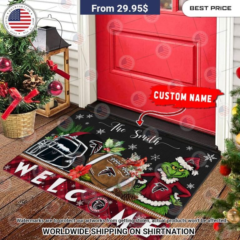 atlanta falcons grinch christmas welcome personalized doormat 3 916.jpg