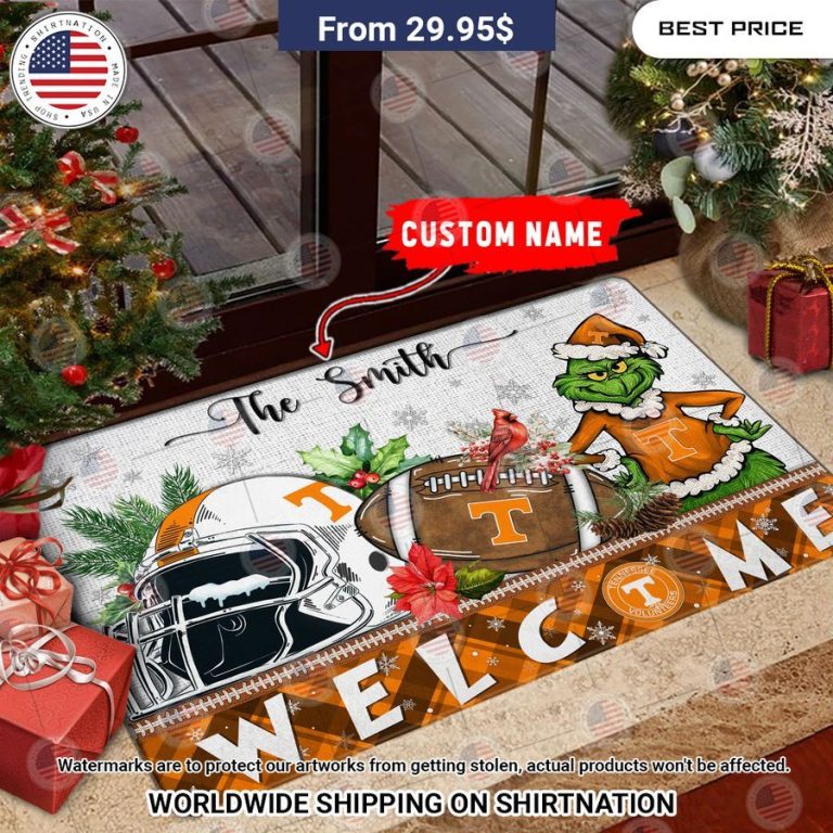 tennessee volunteers grinch christmas welcome personalized doormat 1 840.jpg