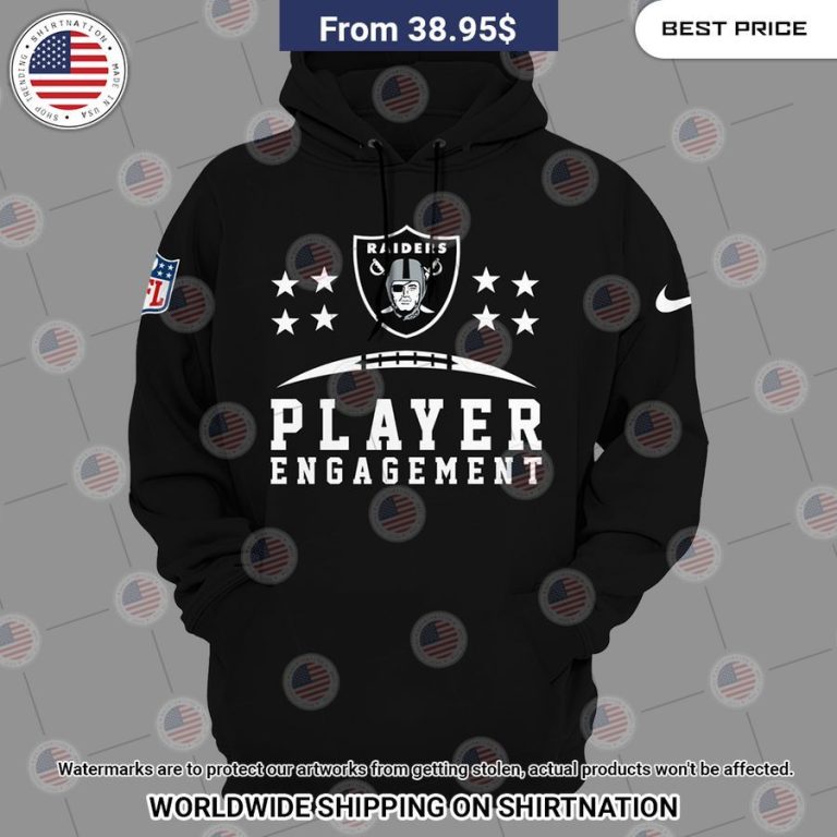 Coach Antonio Pierce' s Las Vegas Raiders Hoodie Rocking picture