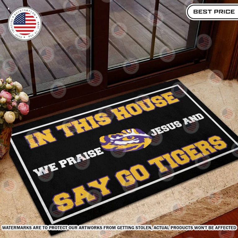 in this house we praise jesus and say go tigers auburn tigers doormat 4