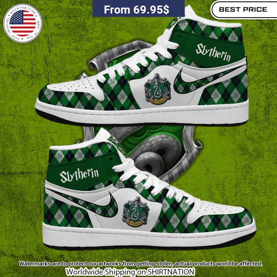 Slytherin HP NIKE Air Jordan 1 This is awesome and unique