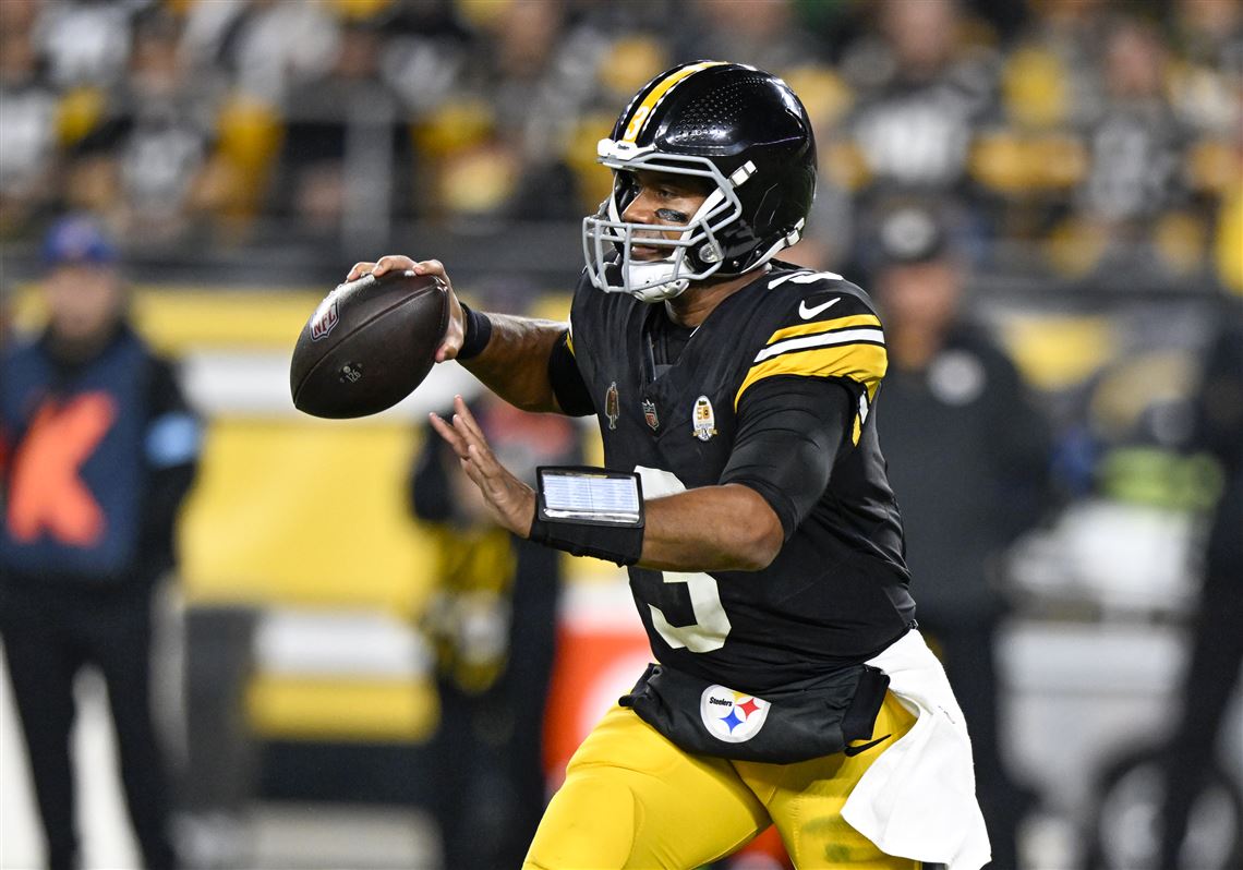 Russell Wilson Breaks Steelers Franchise Record in Victory Over Jets